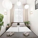 아파트호텔 27rooms Czapskich Great Location, Old Town 3*